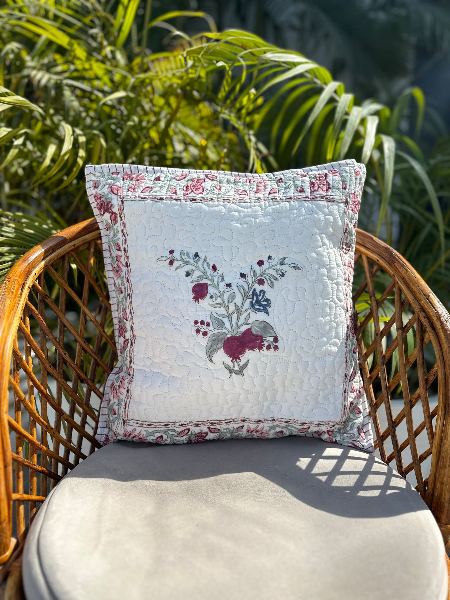 Quilted premium cushion covers