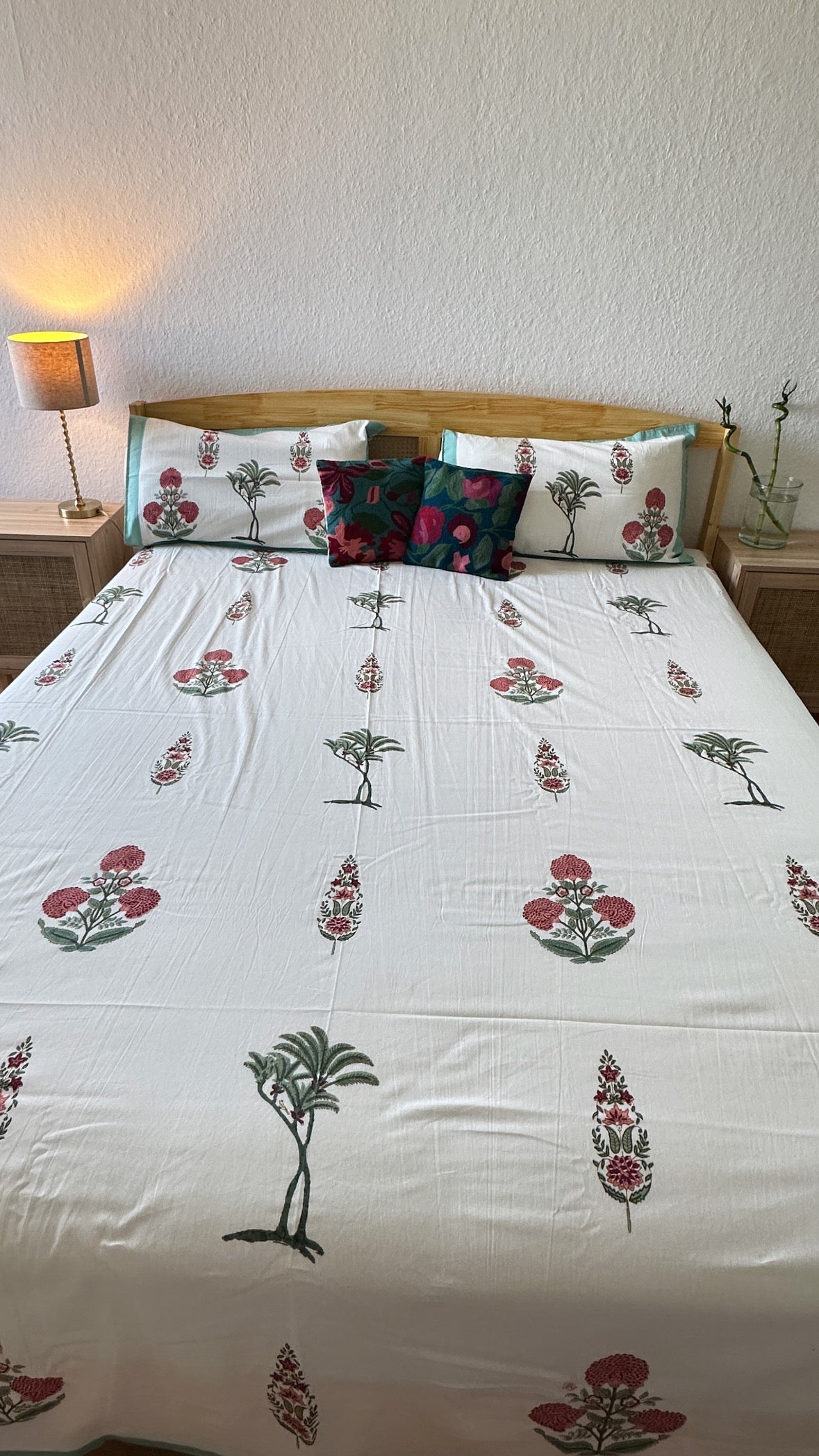 Bedsheet with pillow covers